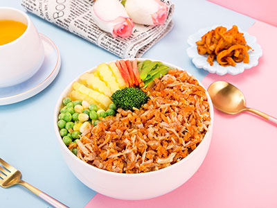 外賣配送“奇葩事件”，論餐品食安封簽的重要